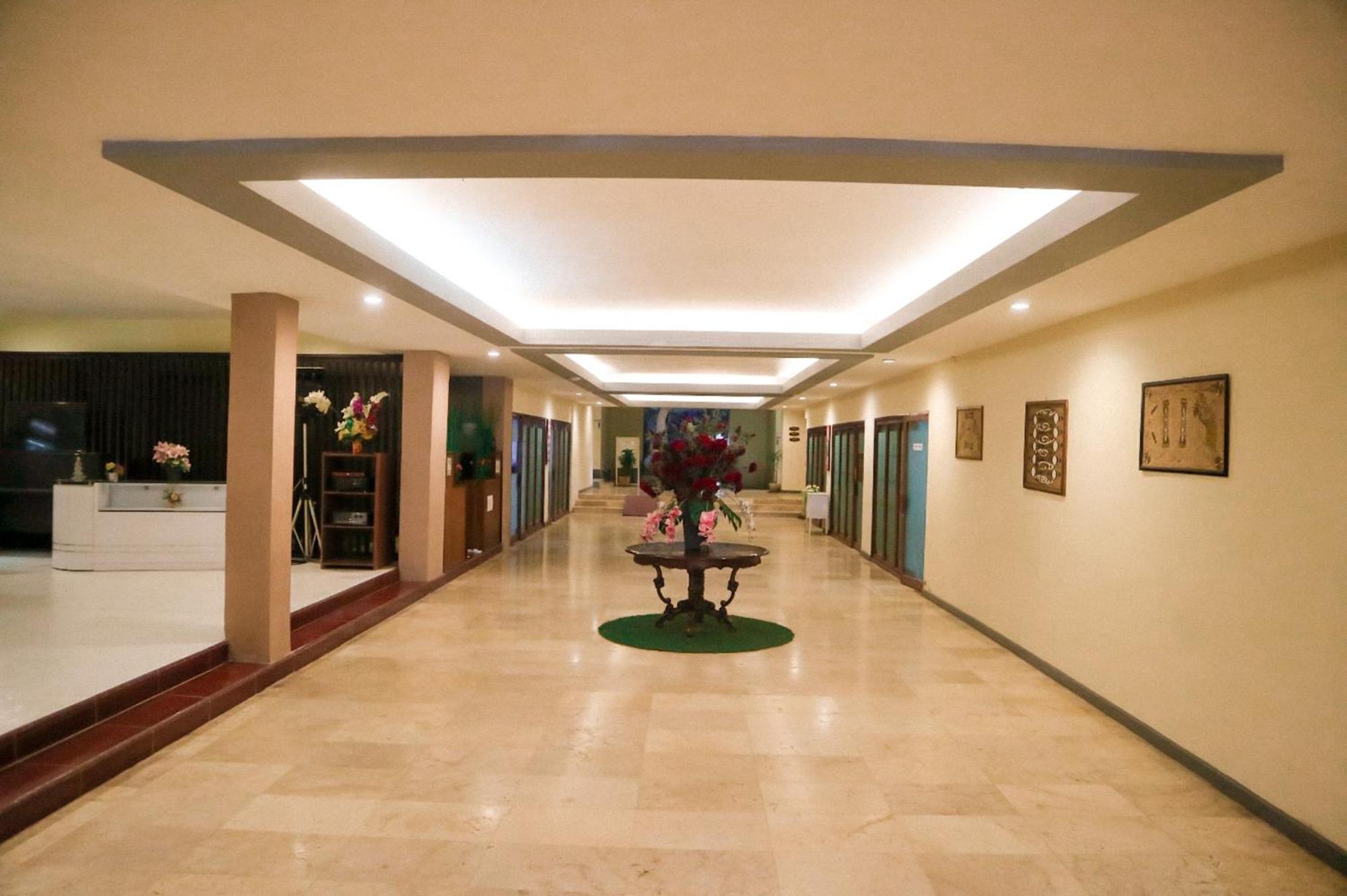Hotel Mariat Соронг Екстер'єр фото